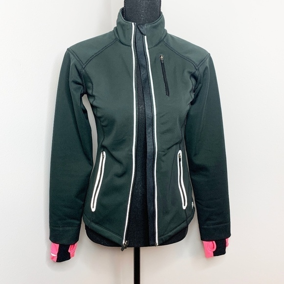 New Balance Black Reflective Jacket - Picture 1 of 9